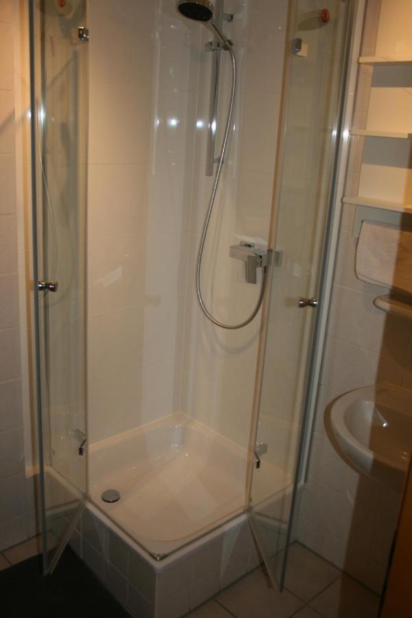 Wohlfuehlen Mit Grossem Balkon Apartment Ерфурт Екстериор снимка